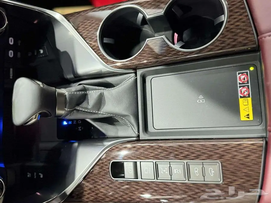 لكزس - LX600 BB - سماعه 25 بريمي - 2025 ابيض داخل احمر 6