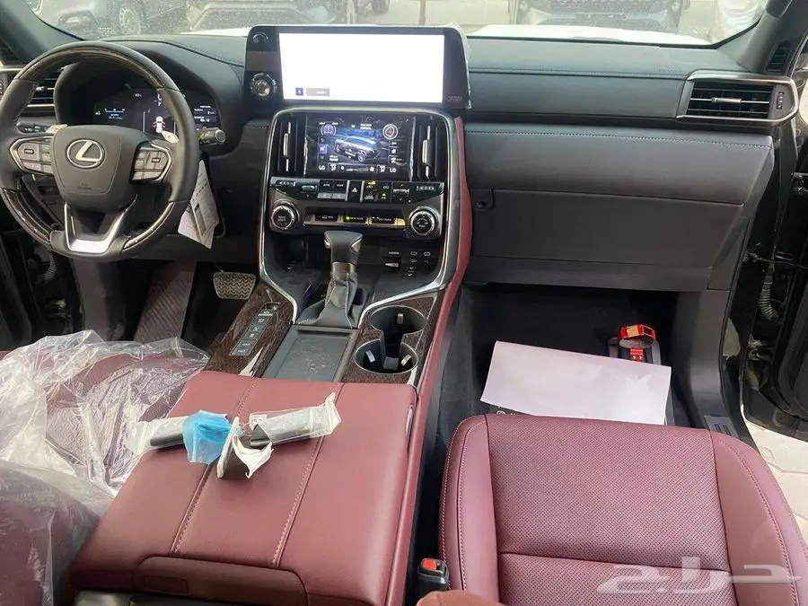 لكزس LX600 Sport 2025 وارد الساير اصفار 16