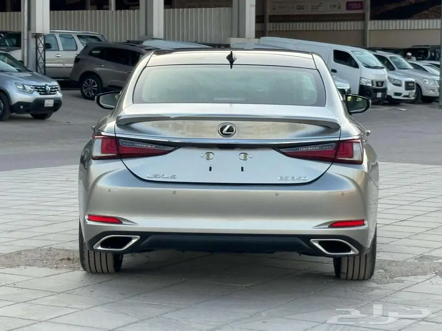 لكزس ES350 CC بريمى 2025 كاش وأقساط 5