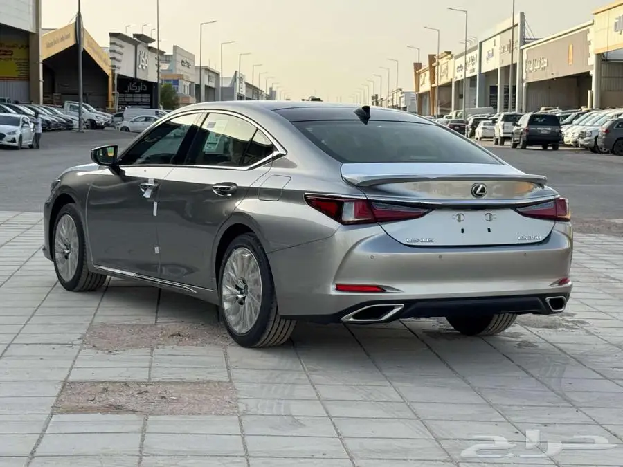 لكزس ES350 CC بريمى 2025 كاش وأقساط 3