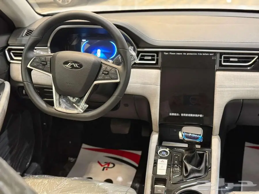 جاك J7 موديل 2025 شكل مطور ومواصفات فاخرة عرض خاص 6