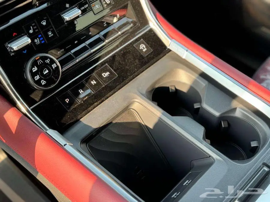 نيسان باترول 2025 بلاتينيوم 3.8 CC بدون تيربو 24