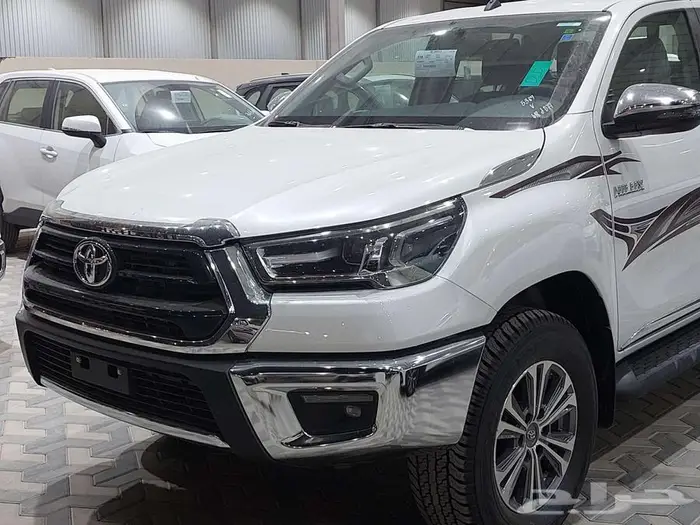 هايلوكس غمارتين S-GLX 4 4 اوتوماتك بنزين2025 1