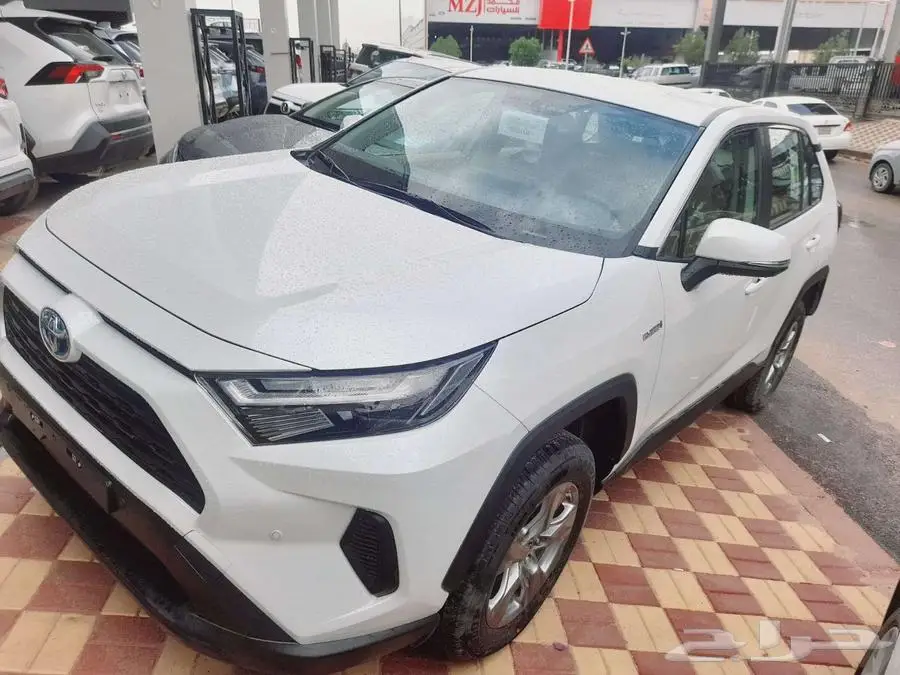 تويوتا راف فور ال اي هايبرد ابيض 2024 1