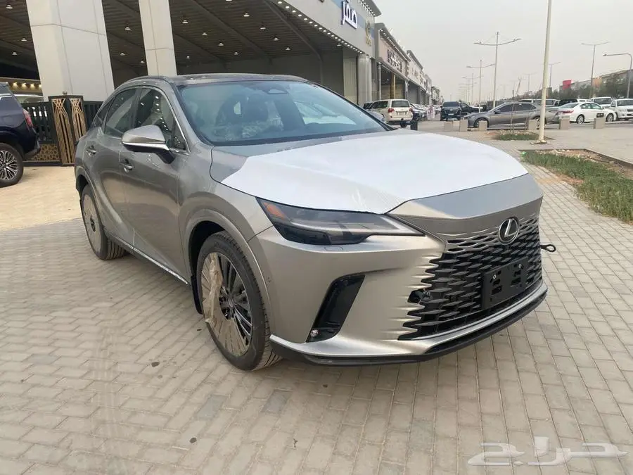 لكزس RX 350 BB 2025بريمي (ابيض -تيتانيوم - اسود). 29