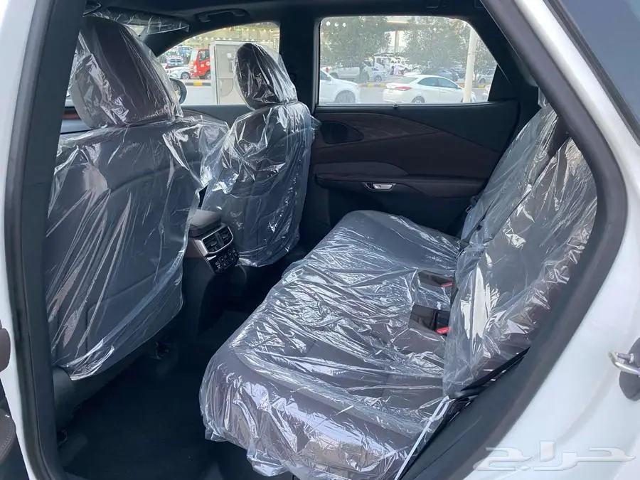 لكزس RX 350 BB 2025بريمي (ابيض -تيتانيوم - اسود). 18