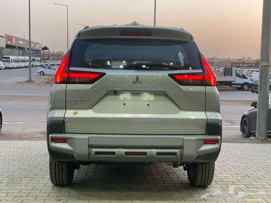 ميتسوبيشي إكسباندر كروس 2024 11