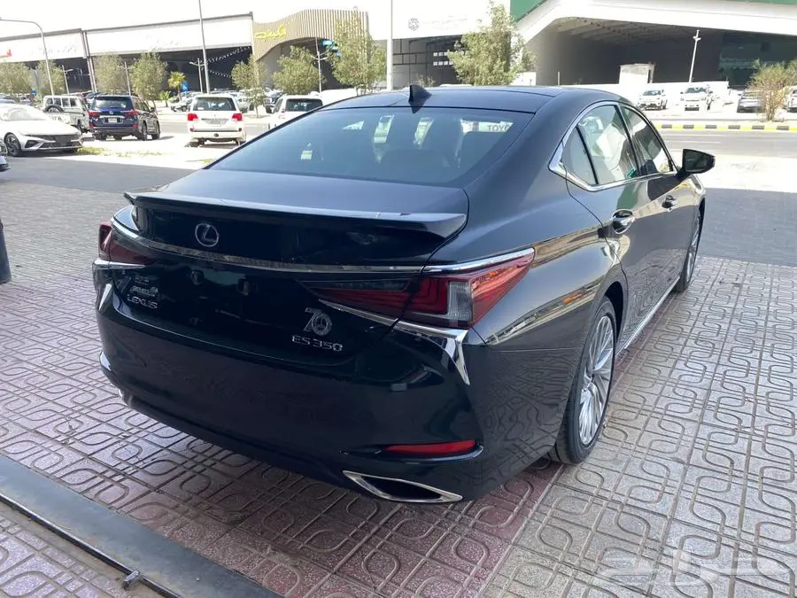 لكزس ES 350 DD فل كامل 2025 - الساير كويتي 54