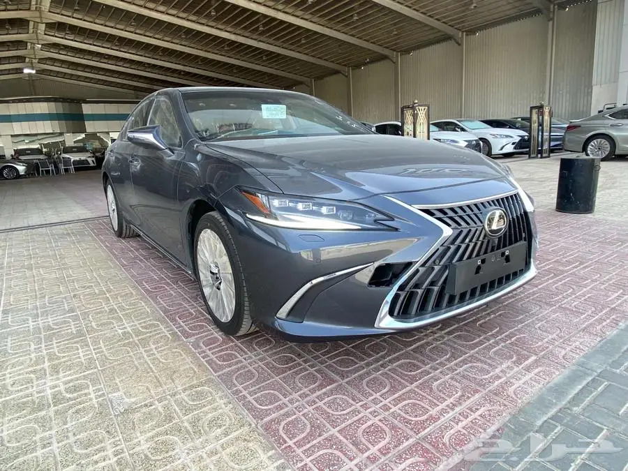 لكزس ES 350 DD فل كامل 2025 - الساير كويتي 30