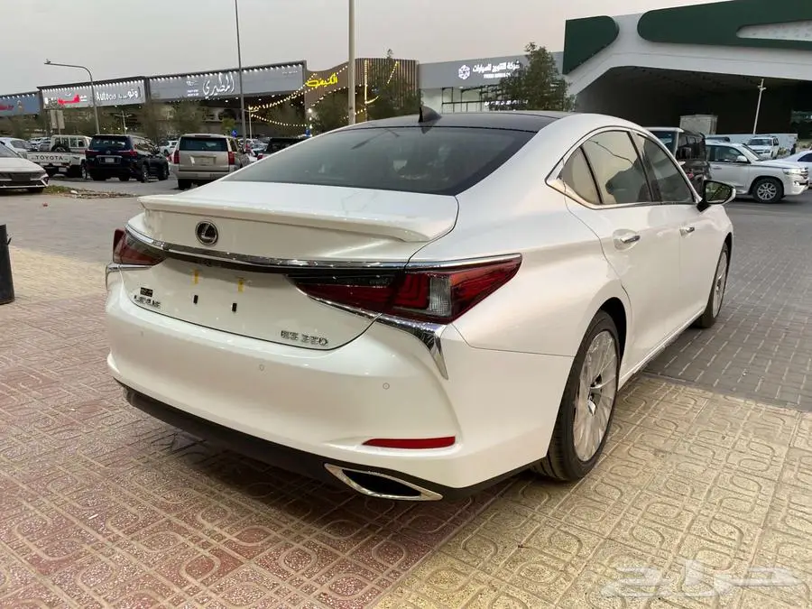 لكزس ES 350 DD فل كامل 2025 - الساير كويتي 12
