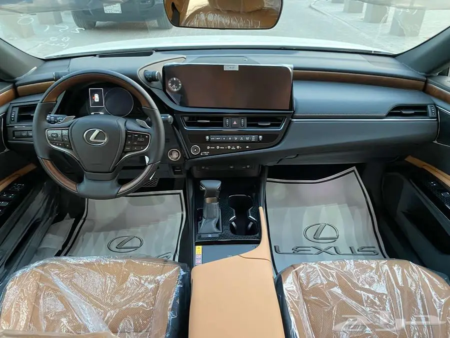 لكزس ES 350 DD فل كامل 2025 - الساير كويتي 11