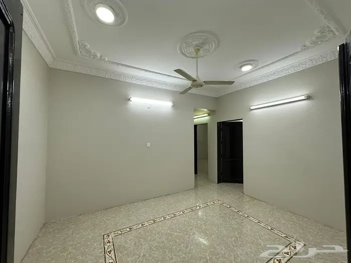 شقة عوائل ثلاث غرف للايجار حي الروضة أبوعريش 0