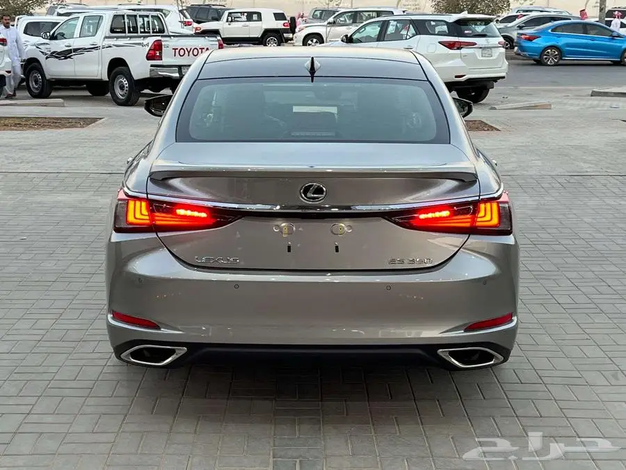 لكزس CC ES 350 نص فل 2025 (بريمي) كاش واقساط 15