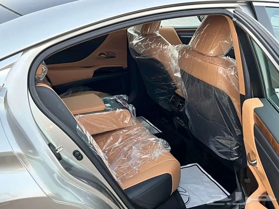 لكزس CC ES 350 نص فل 2025 (بريمي) كاش واقساط 14