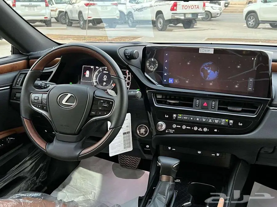 لكزس CC ES 350 نص فل 2025 (بريمي) كاش واقساط 9