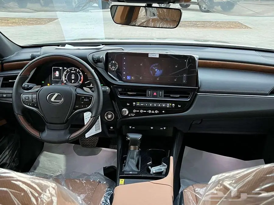 لكزس CC ES 350 نص فل 2025 (بريمي) كاش واقساط 11