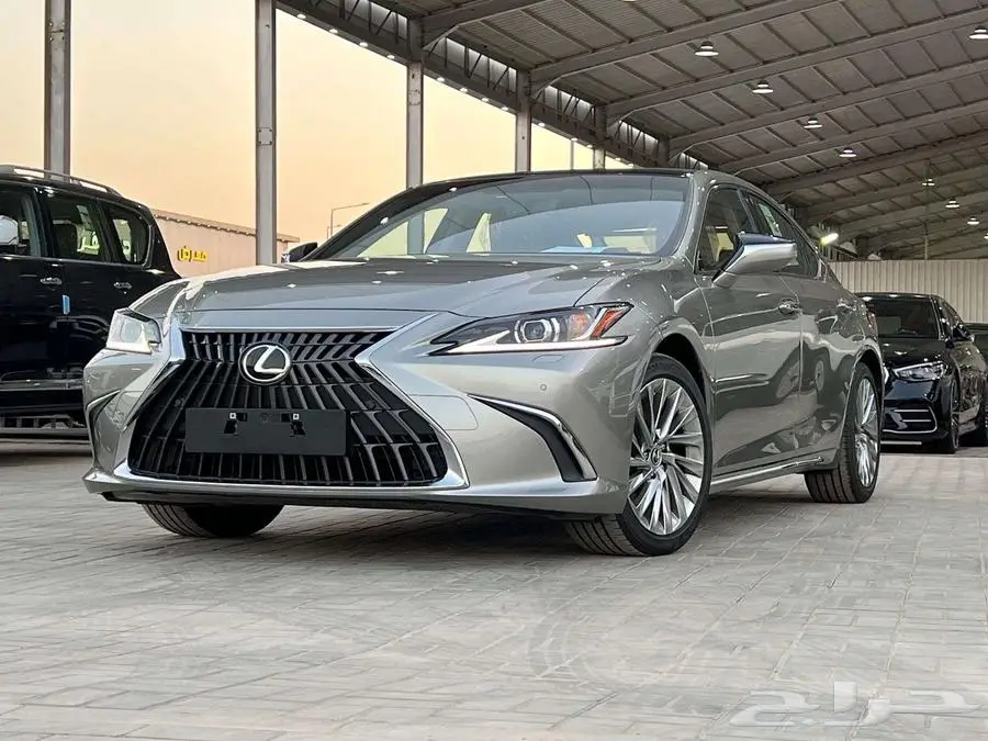 لكزس CC ES 350 نص فل 2025 (بريمي) كاش واقساط 5
