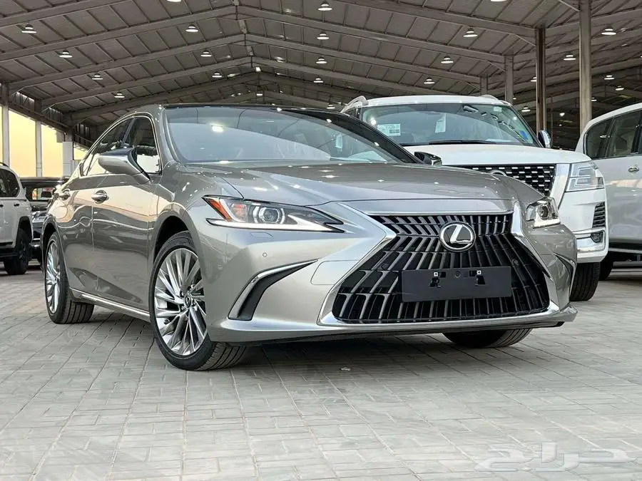 لكزس CC ES 350 نص فل 2025 (بريمي) كاش واقساط 1