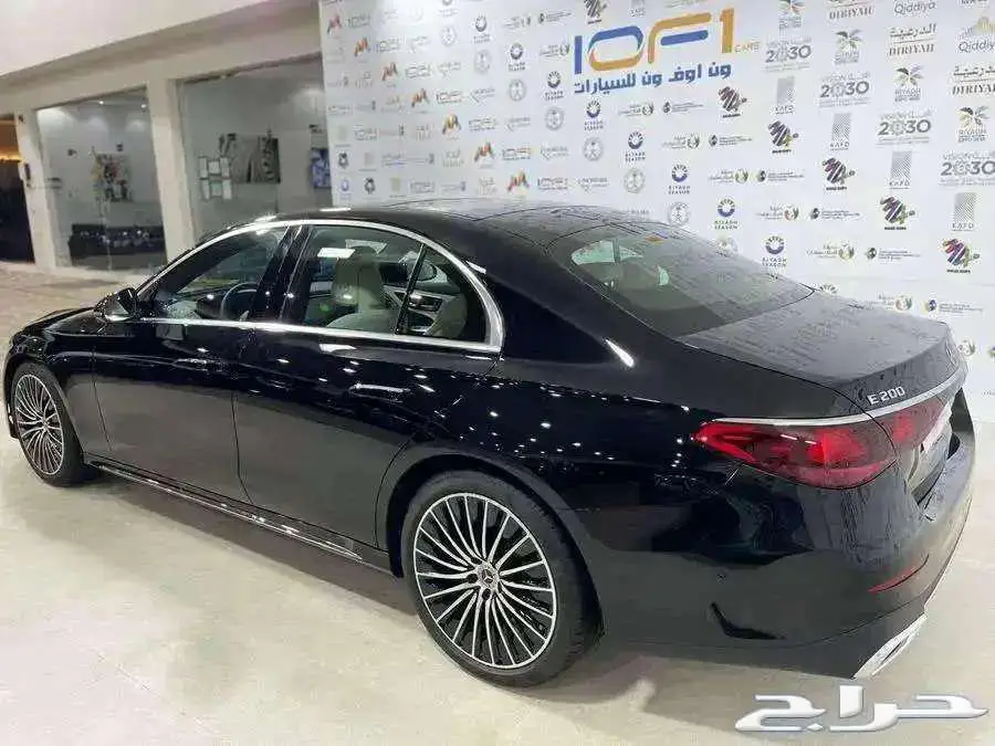 NEW - 2025 - E200 4