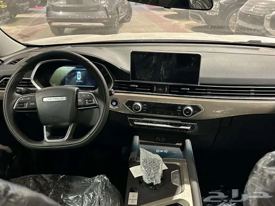 عرض خاص جيتور X70 لاكجري موديل 2025 عدد 7 راكب 7