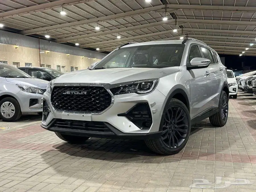 عرض خاص جيتور X70 لاكجري موديل 2025 عدد 7 راكب 1