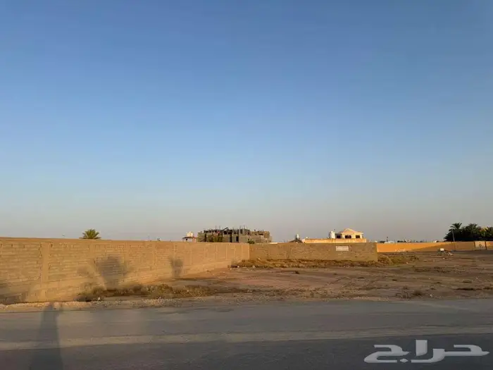 للبيع أرض تجارية شمال مدينة بريدةة بحي الحزم 3
