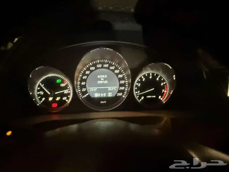 مرسيدس C180 موديل 2011 9