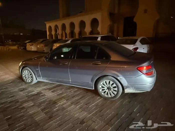 مرسيدس C180 موديل 2011 10