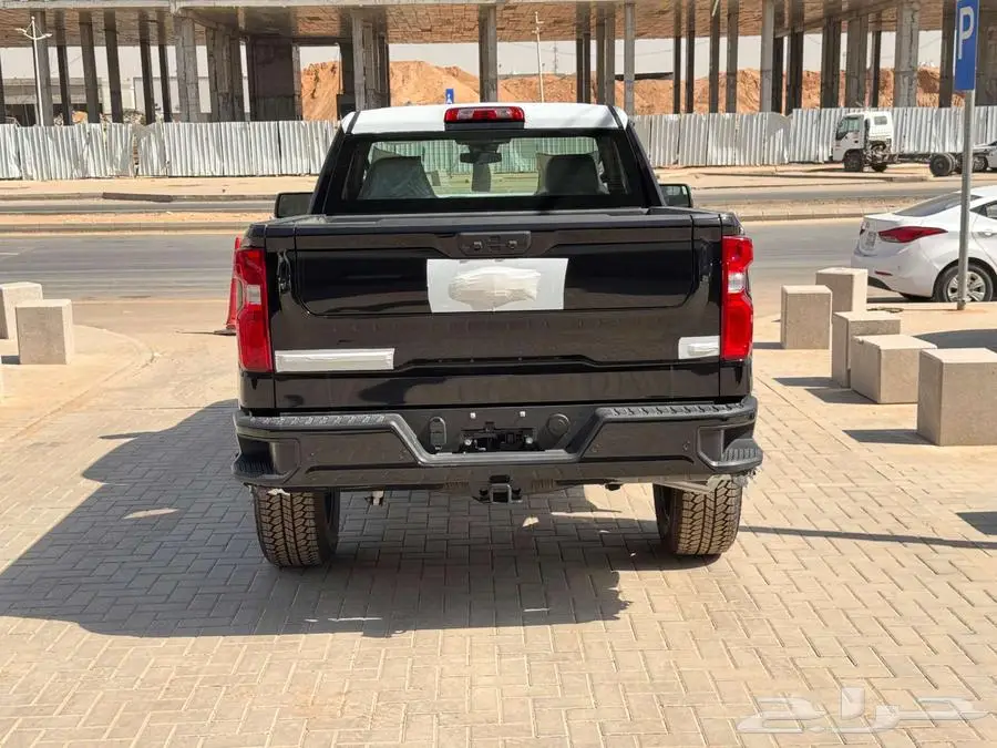 سلفرداو تريل بوس Z71 غمارة 2025 سعودي كاش وتمويل 14