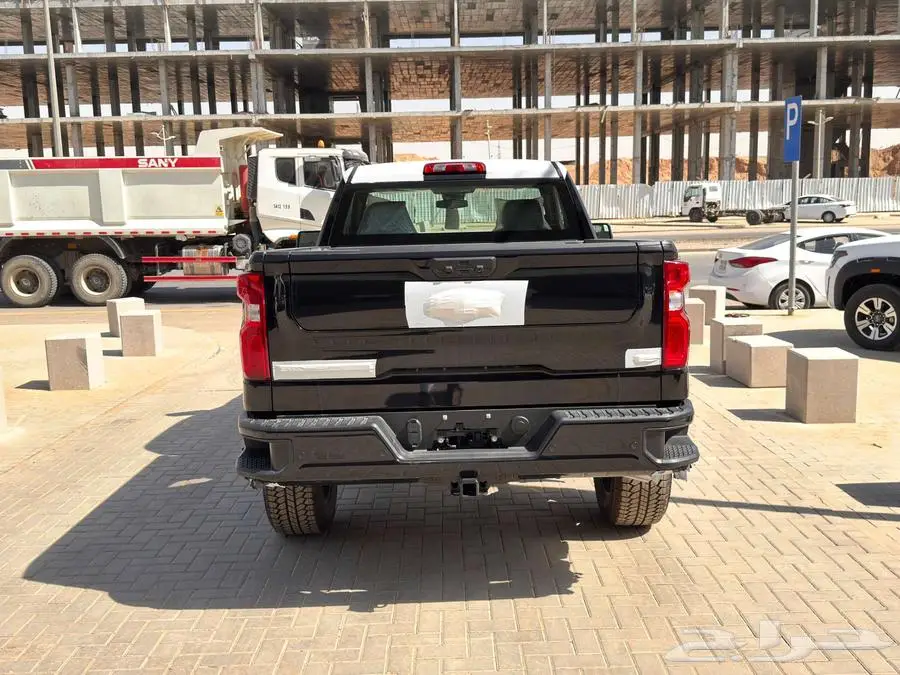 سلفرداو تريل بوس Z71 غمارة 2025 سعودي كاش وتمويل 6