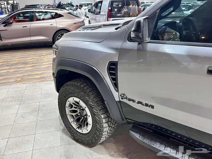 دودج رام TRX 2023 4