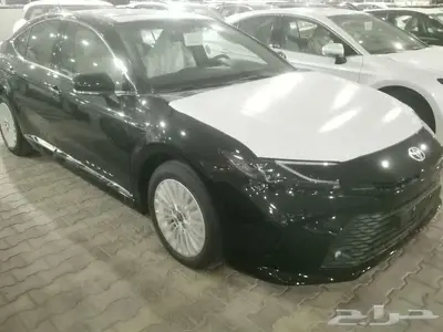 كامري LE اسود بنزين سعودي 2025 2