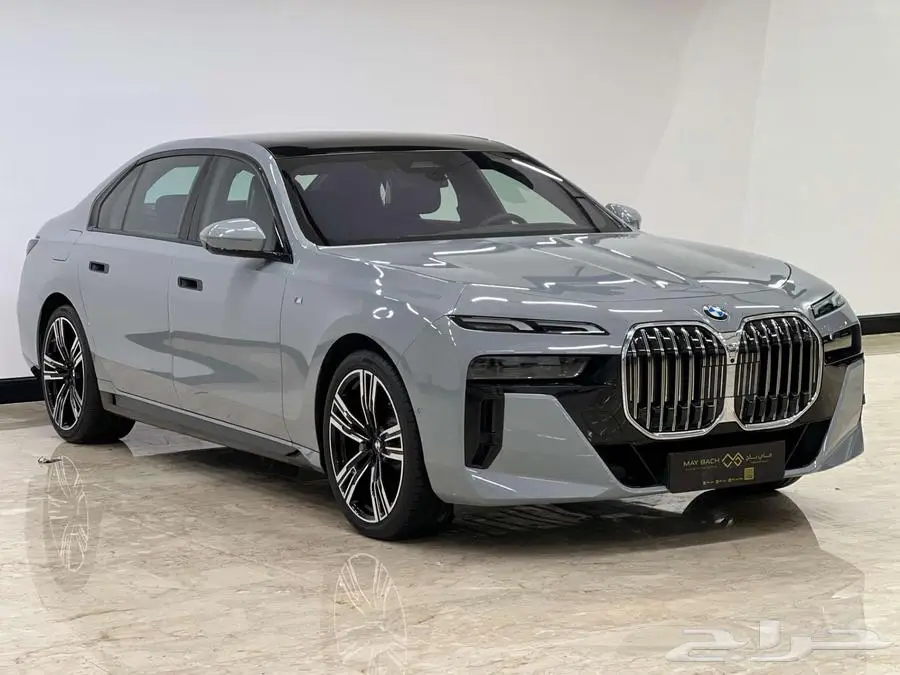 BMW 735i KIT M 2025 GCC index