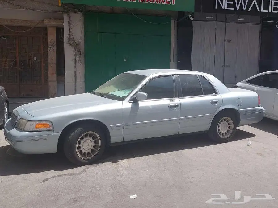 فورد كراون فيكتوريا ford Victoria 2