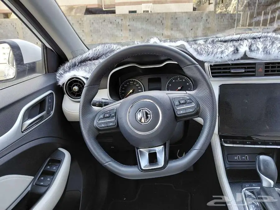 للتنازل بدون مقابل سيارة ام جي زد اس - لوكس 2024 MG ZS LUX 12