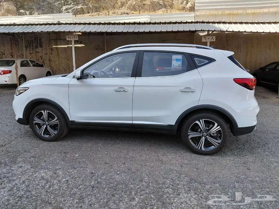 للتنازل بدون مقابل سيارة ام جي زد اس - لوكس 2024 MG ZS LUX 1