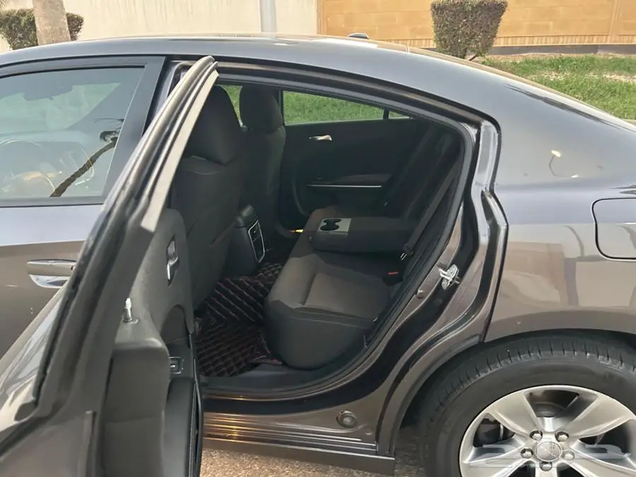 دودج تشارجر SXT موديل 2021 نظيفة جدا 20
