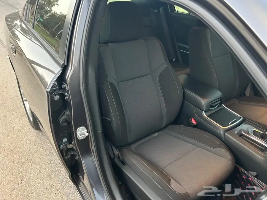 دودج تشارجر SXT موديل 2021 نظيفة جدا 18