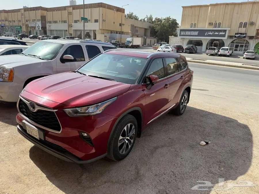 Toyota Highlander GLE 4x4 9