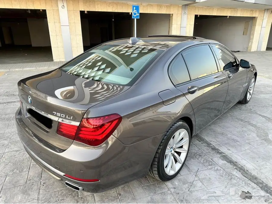 للبيع BMW 750 Li فل الفل 2014 بدي محركات وصيانة وكالة index
