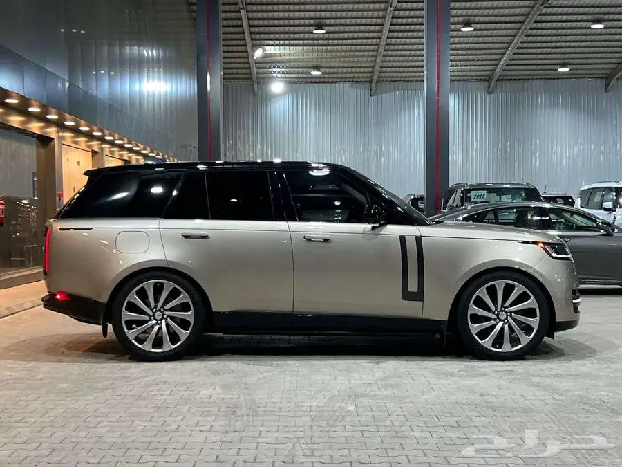 رنج روفر SE_ V8___2023 3