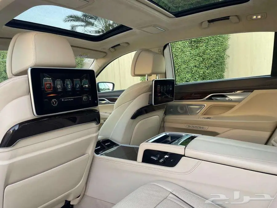 بي إم دبليو 750LI أبيض 2016 فل ماشي 25 ألف بحالة ممتازة 86