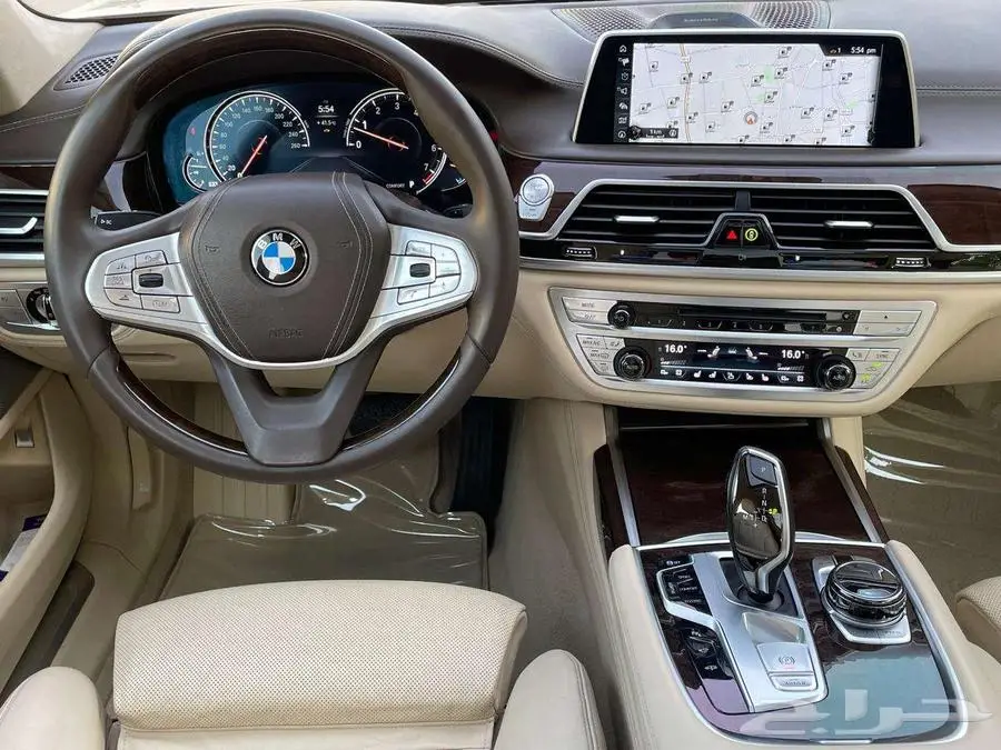 بي إم دبليو 750LI أبيض 2016 فل ماشي 25 ألف بحالة ممتازة 72