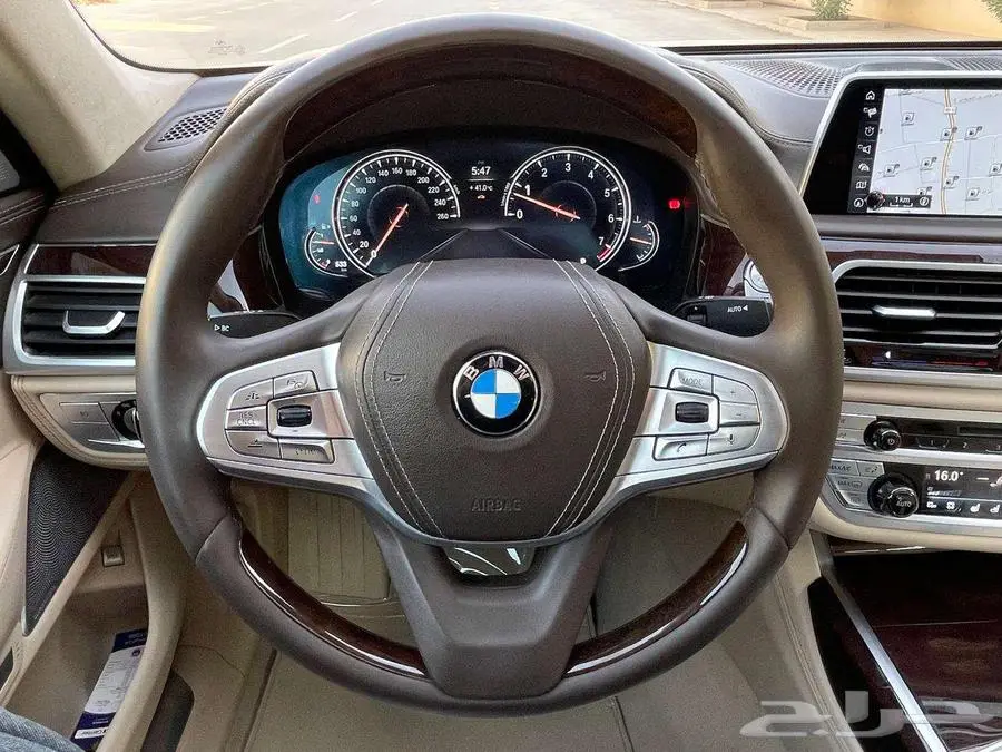 بي إم دبليو 750LI أبيض 2016 فل ماشي 25 ألف بحالة ممتازة 69