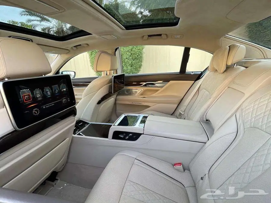بي إم دبليو 750LI أبيض 2016 فل ماشي 25 ألف بحالة ممتازة 62