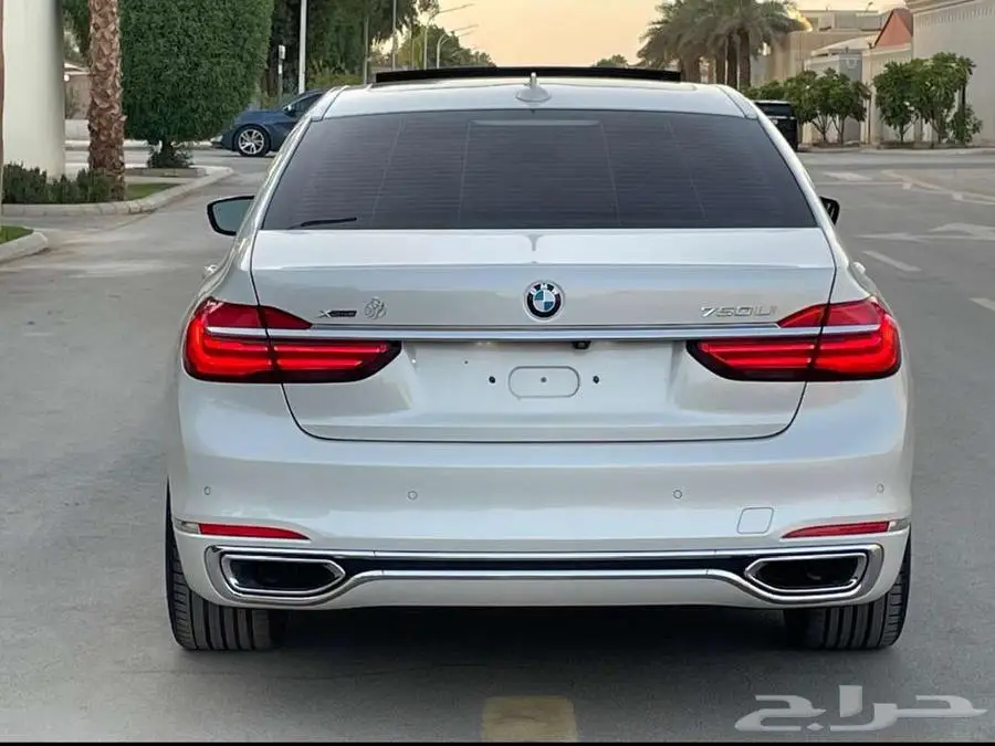 بي إم دبليو 750LI أبيض 2016 فل ماشي 25 ألف بحالة ممتازة index