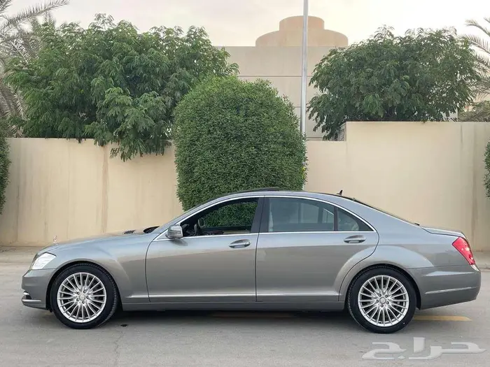 مرسيدس بانوراما S300 فضي 2012 ماشي 94 ألف بحالة ممتازة جدا 9