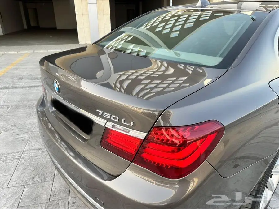 للبيع BMW 750 Li فل الفل 2014 بدي محركات وصيانة وكالة index