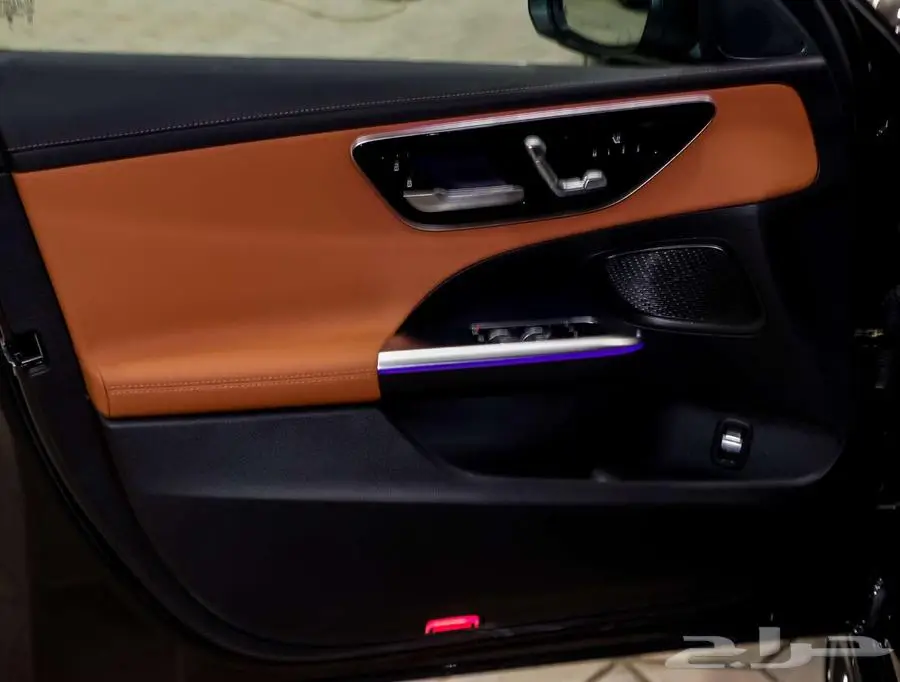مرسيدس C200 AMG 2025 اصفار (كاش - بنوك) 12