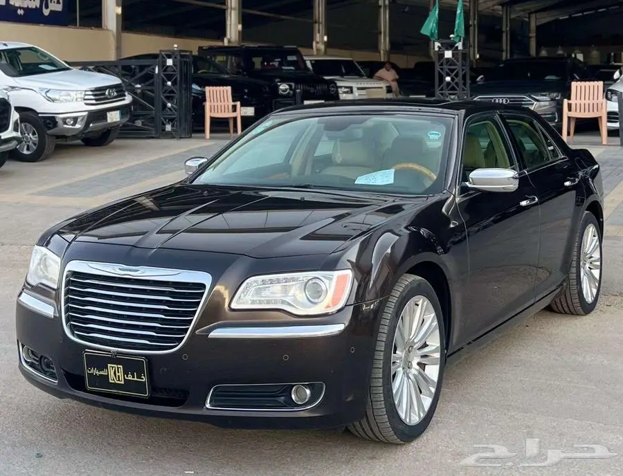 كرايزلر C300 موديل 2013 - معرض خلف للسيارات index